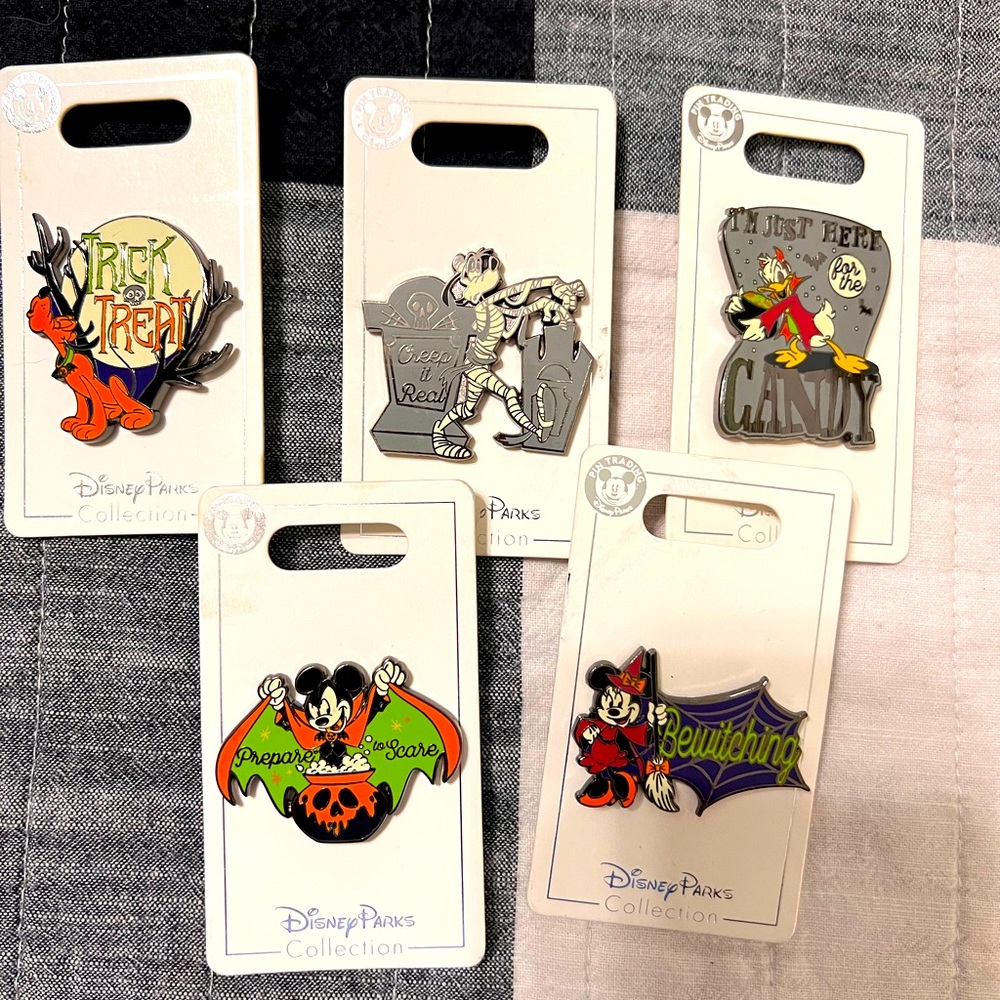 5 Disney Halloween Trading Pins
